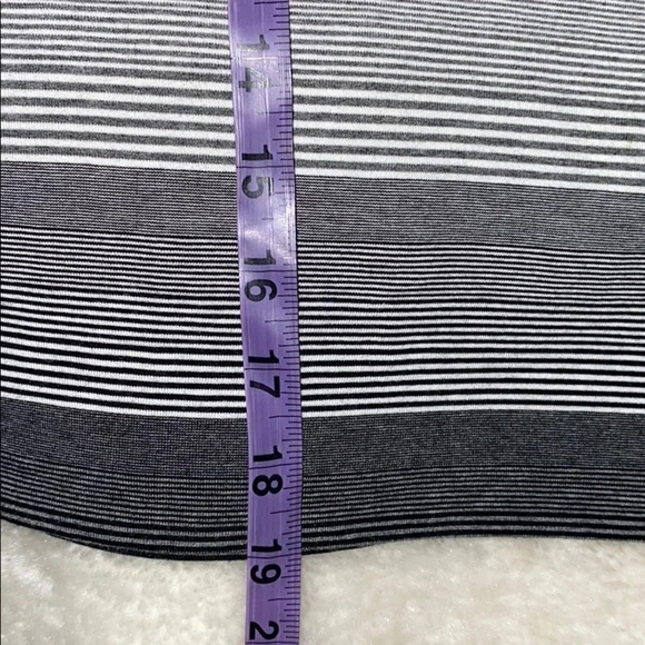 Thyme maternity  mini skirt XL - Picture 7 of 8